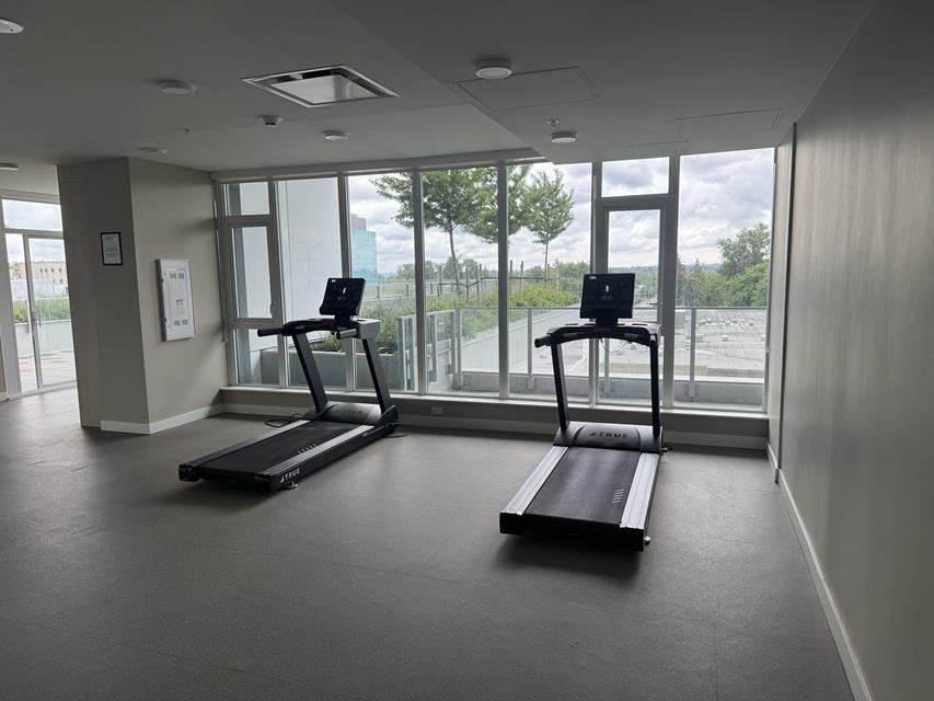 1 Bed, 1 Bath House for Sale in Surrey – 1108 9675 KING GEORGE BOULEVARD, Surrey – MLS# R3138884 - Image 15