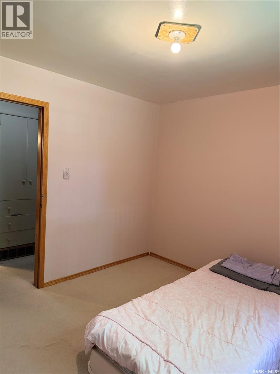 706 3rd STREET E - 15