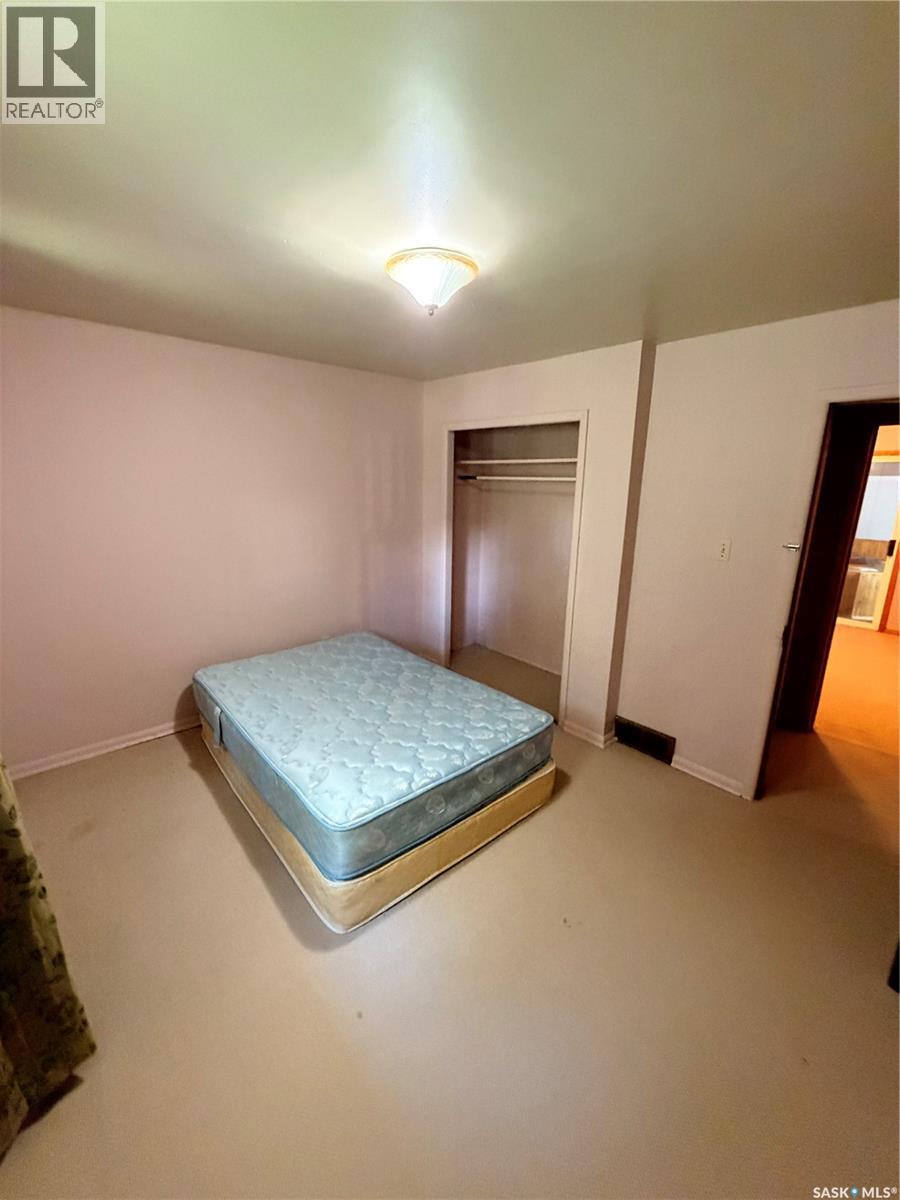 706 3rd STREET E - 21