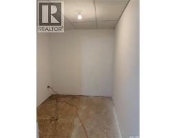 706 3rd Street E, Shaunavon, SK S0N2M0 Photo 28