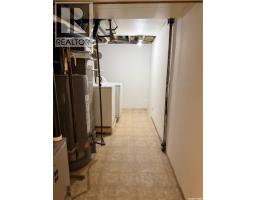 706 3rd Street E, Shaunavon, SK S0N2M0 Photo 32