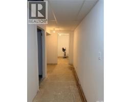 706 3rd Street E, Shaunavon, SK S0N2M0 Photo 33