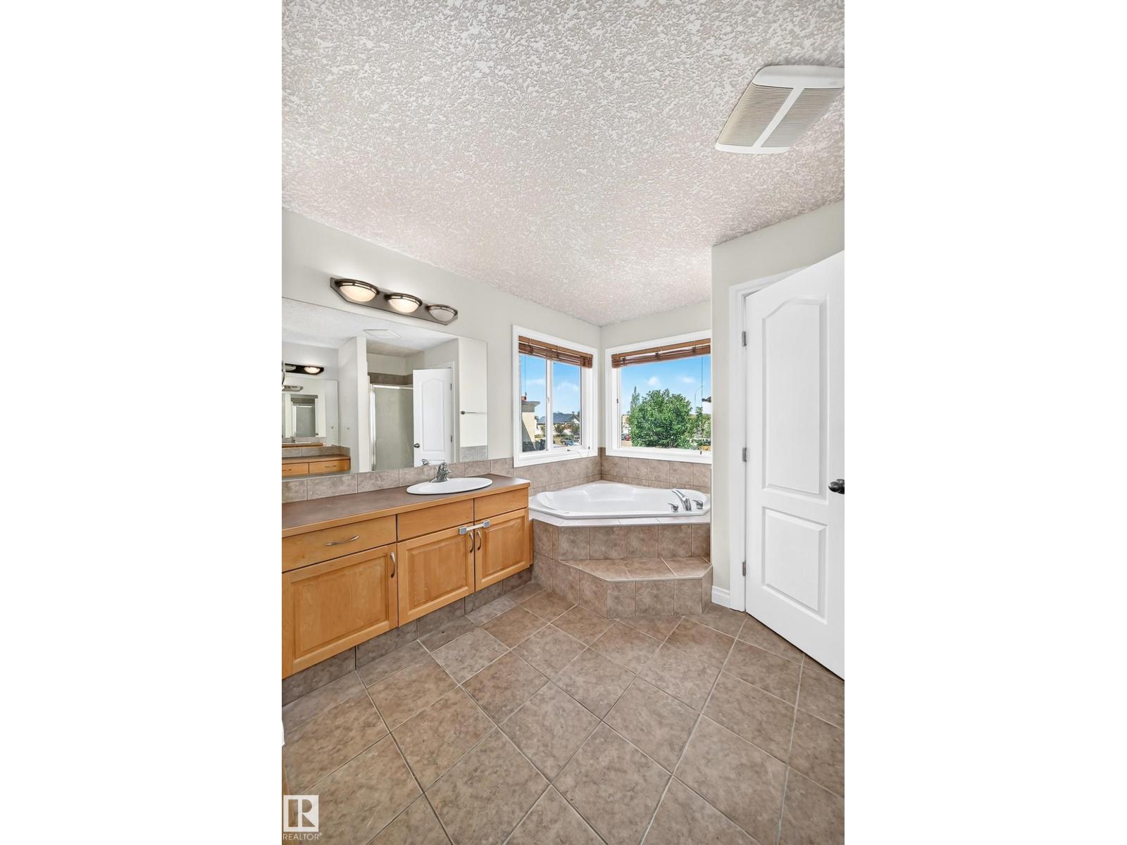 16616 70 ST NW NW - 27
