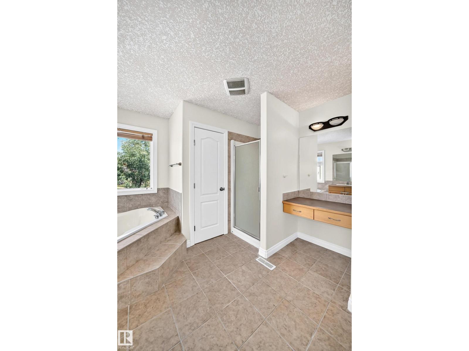 16616 70 ST NW NW - 29