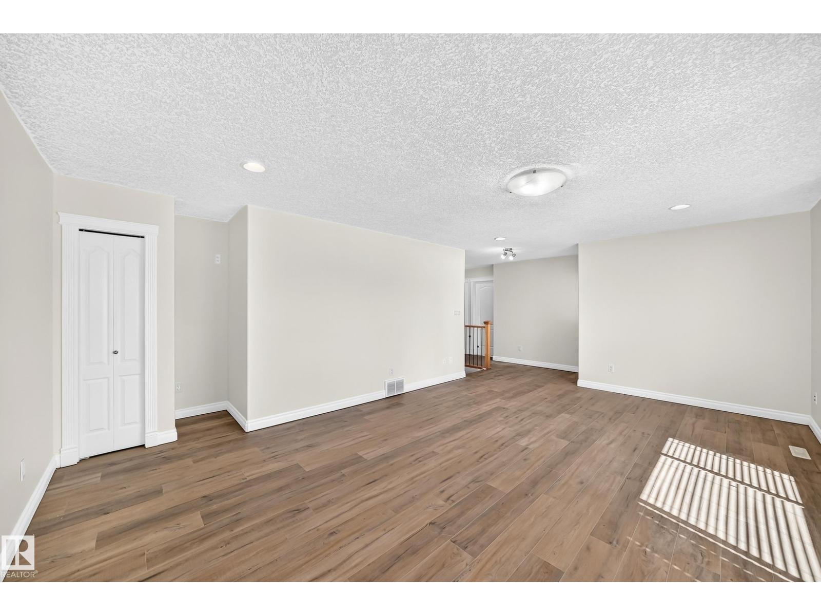 16616 70 ST NW NW - 38