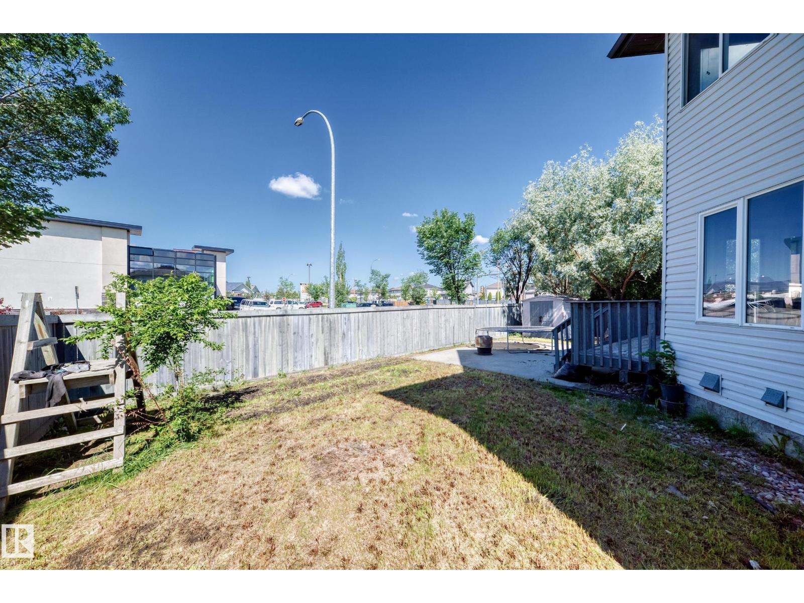 16616 70 ST NW NW - 52