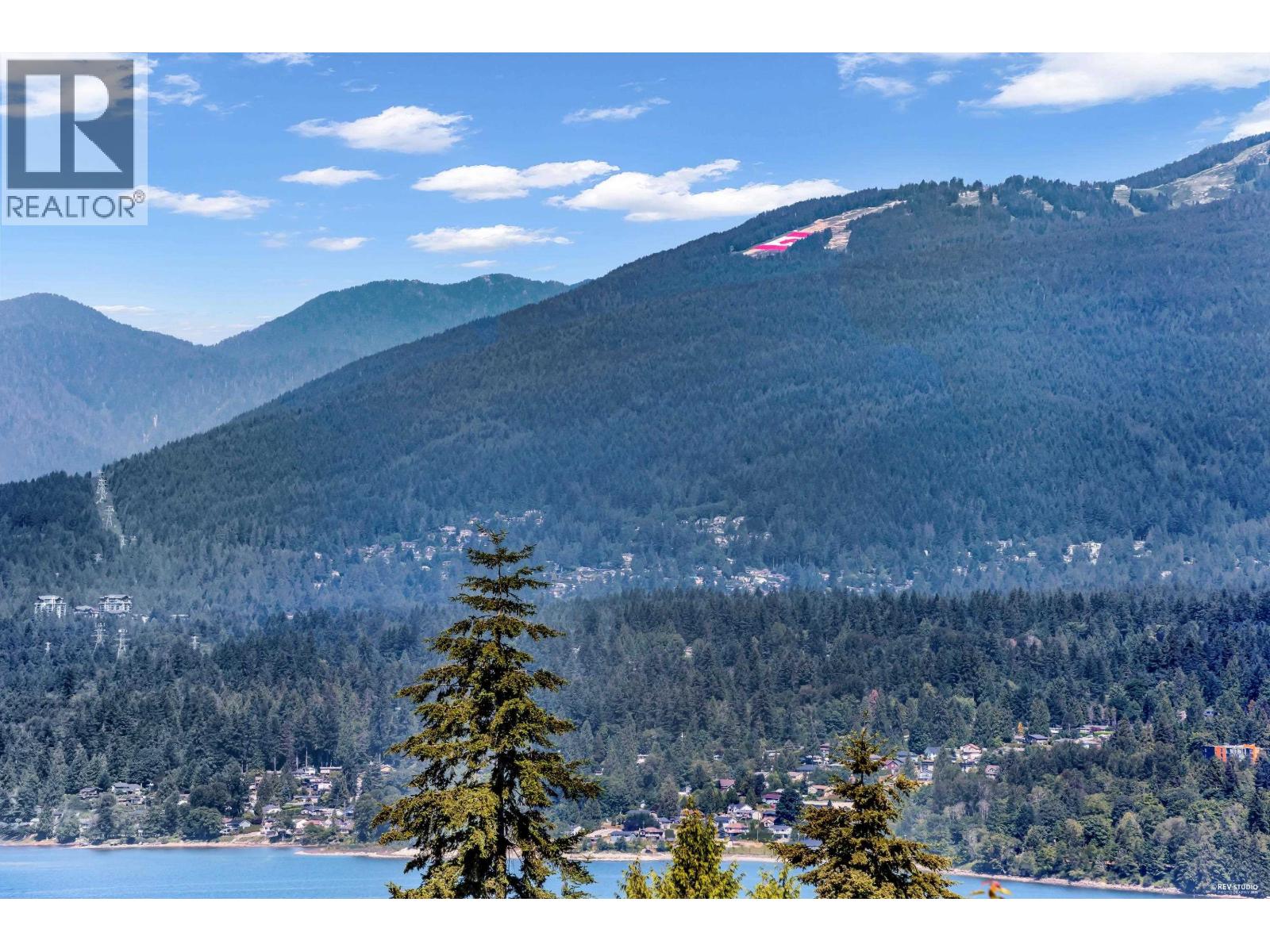 7173 RIDGEVIEW DRIVE, Burnaby