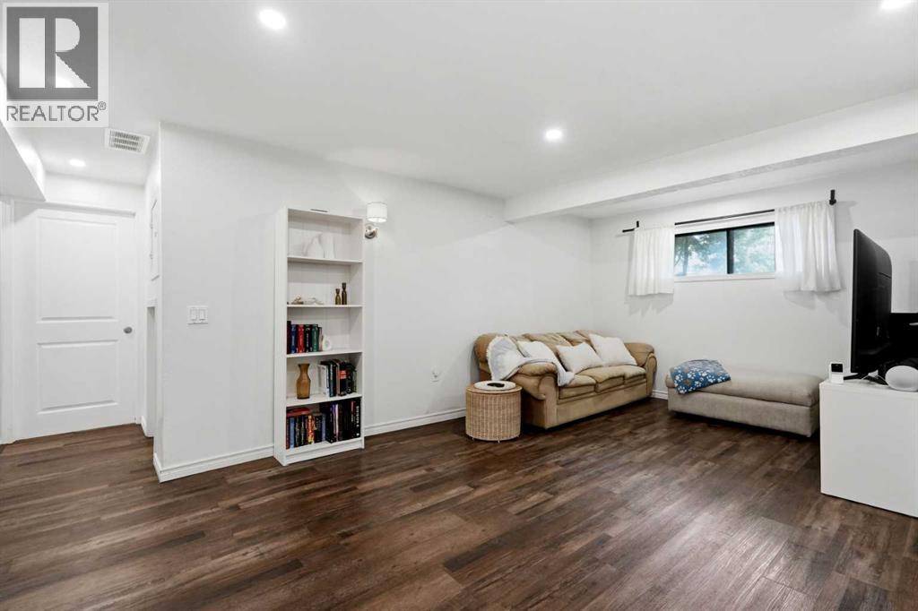40 McKerrell Close SE — photo 19