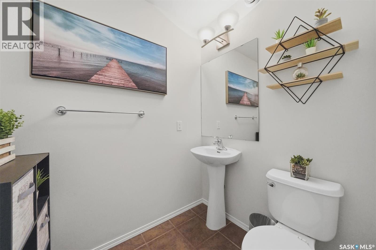 1358 Denham CRESCENT - 33