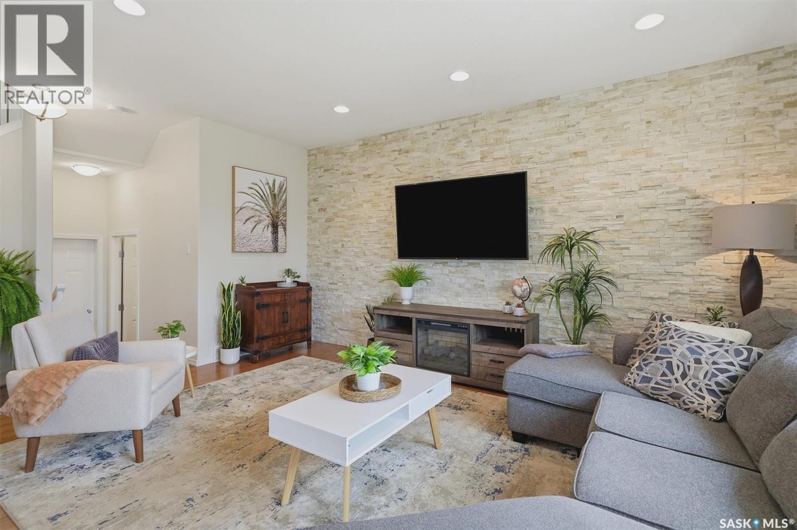 1358 Denham CRESCENT - 6