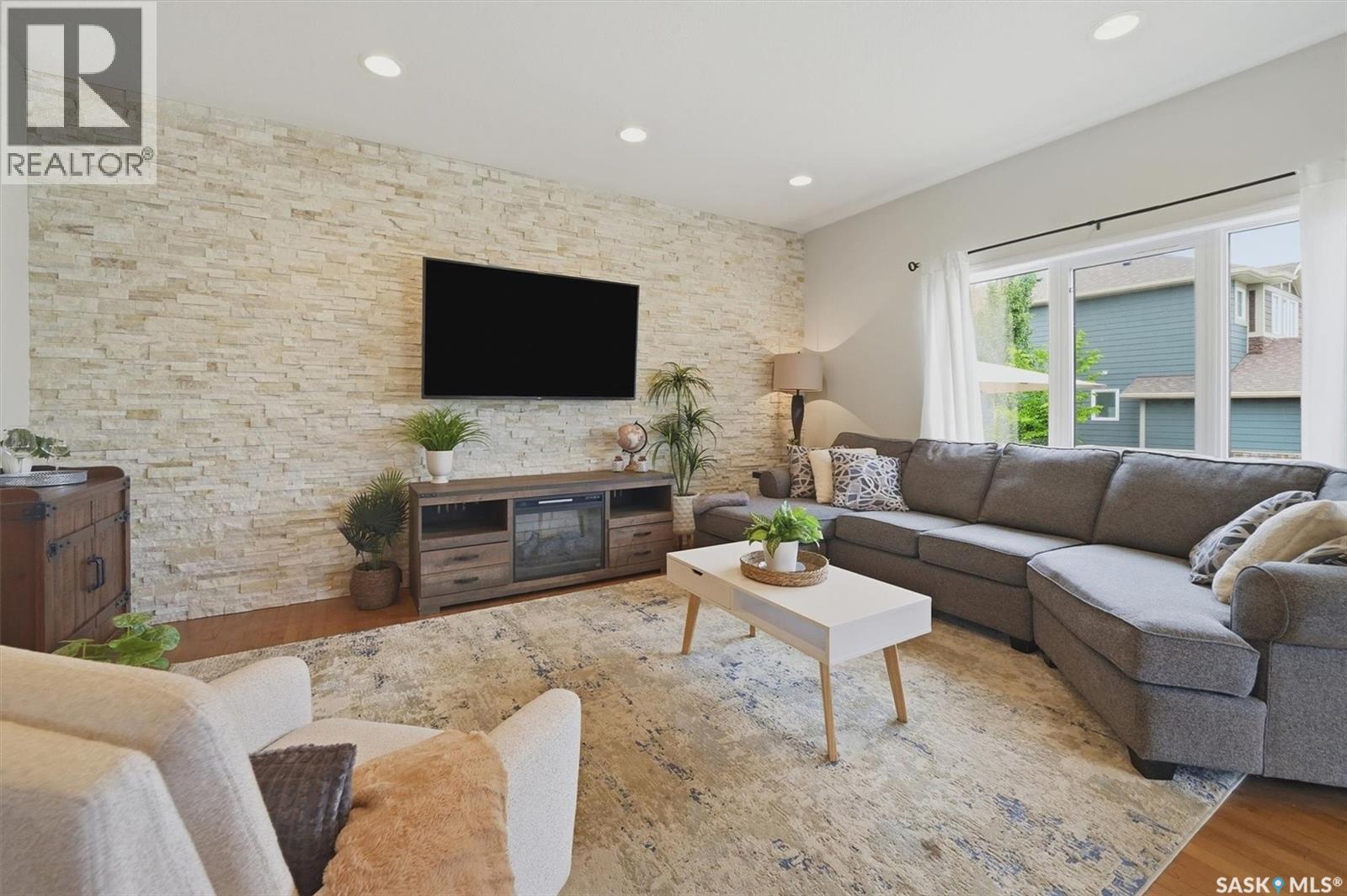 1358 Denham CRESCENT - 7