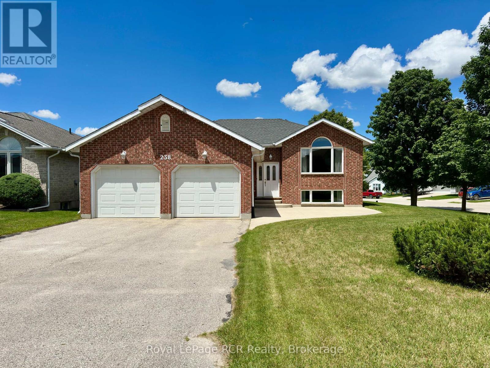 238 4TH STREET CRESCENT - 1