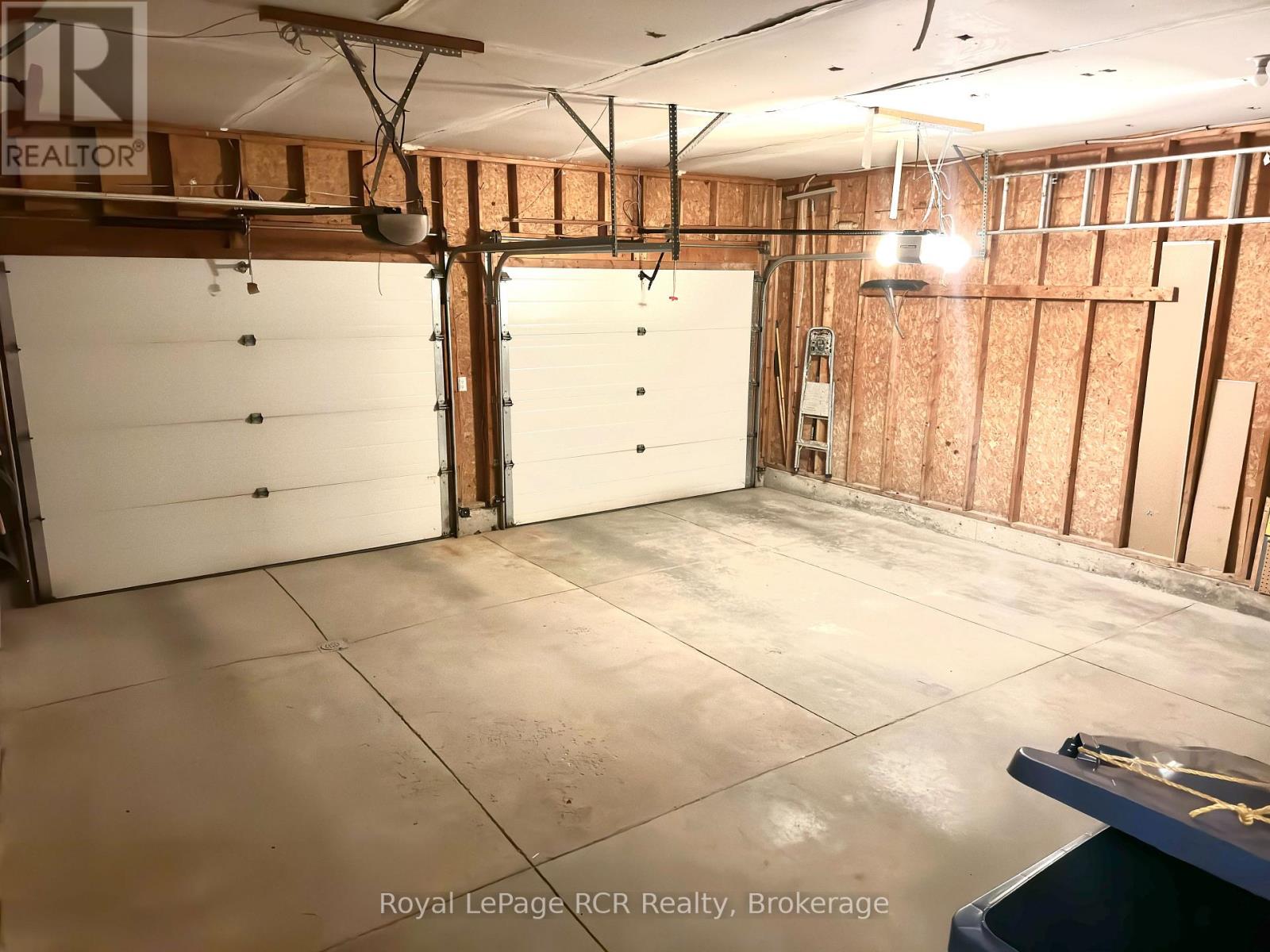 238 4TH STREET CRESCENT - 10