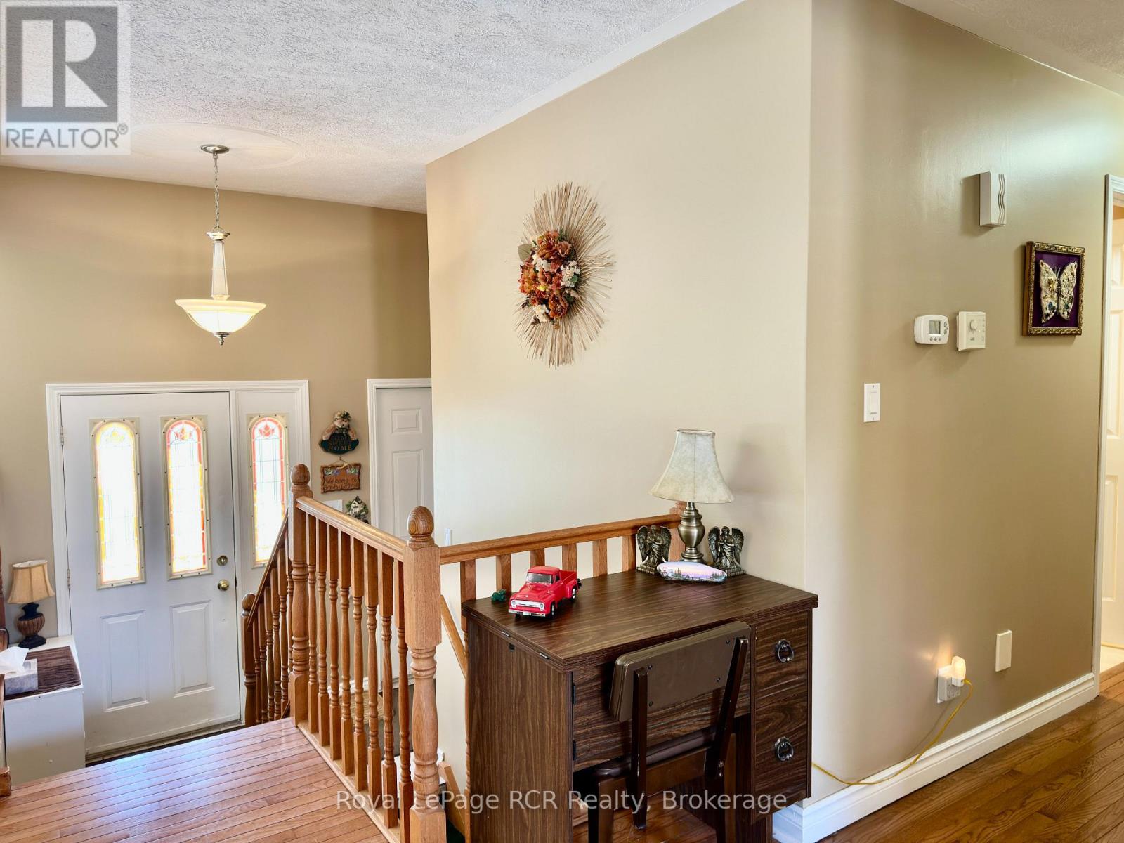 238 4TH STREET CRESCENT - 16