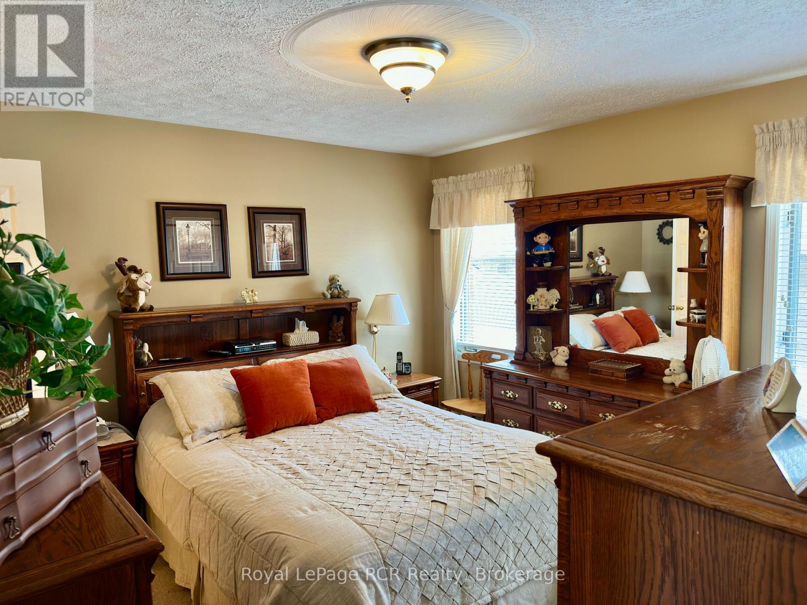 238 4TH STREET CRESCENT - 26