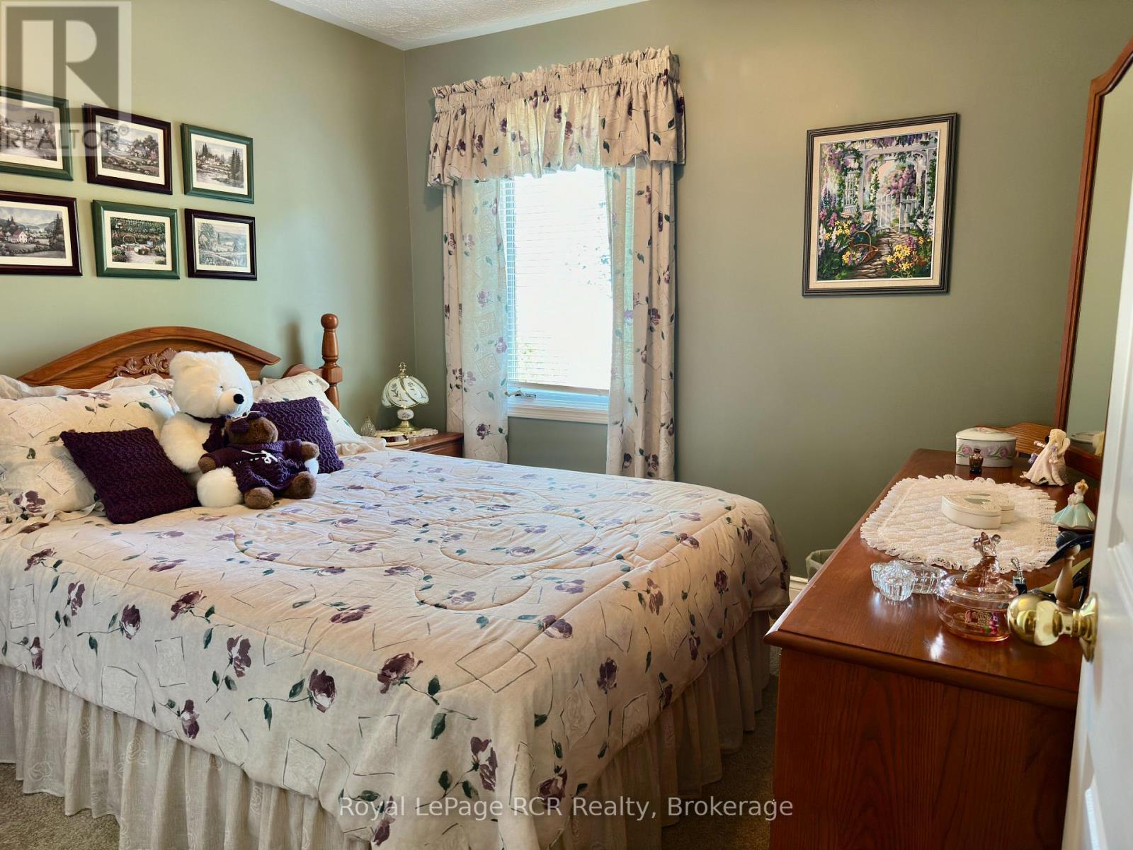 238 4TH STREET CRESCENT - 30