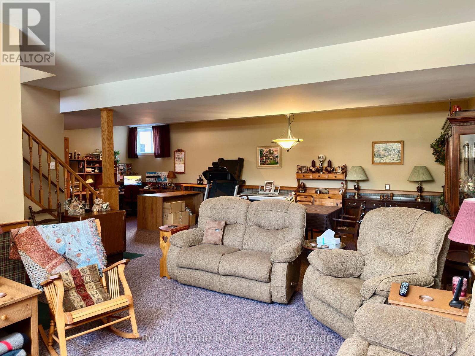 238 4TH STREET CRESCENT - 35