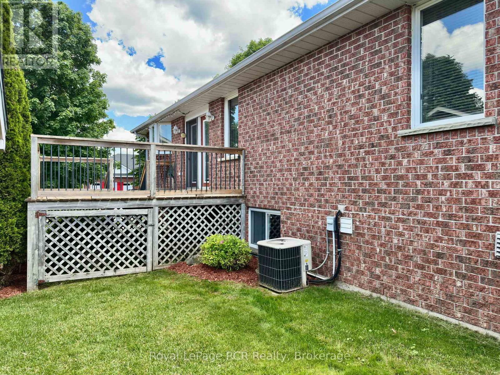 238 4TH STREET CRESCENT - 7