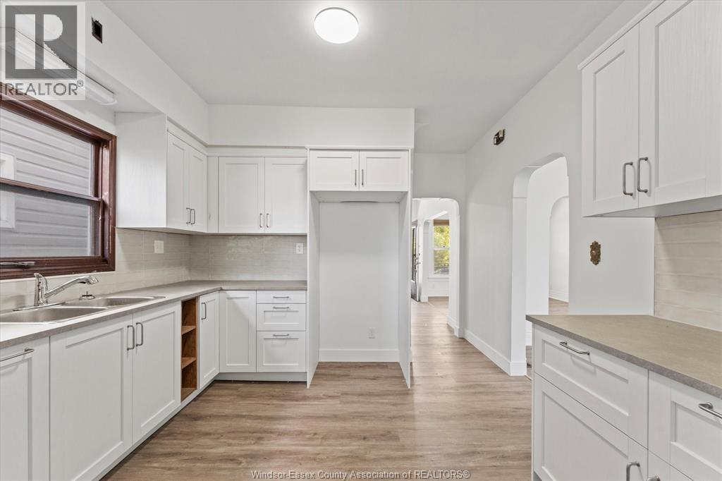 855 HALL AVENUE - 14