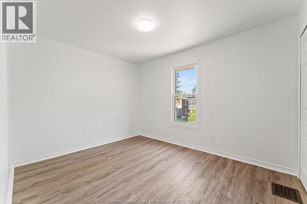 855 HALL AVENUE - 18