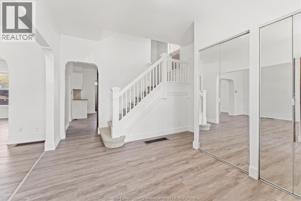 855 HALL AVENUE - 5