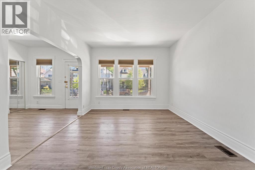 855 HALL AVENUE - 8