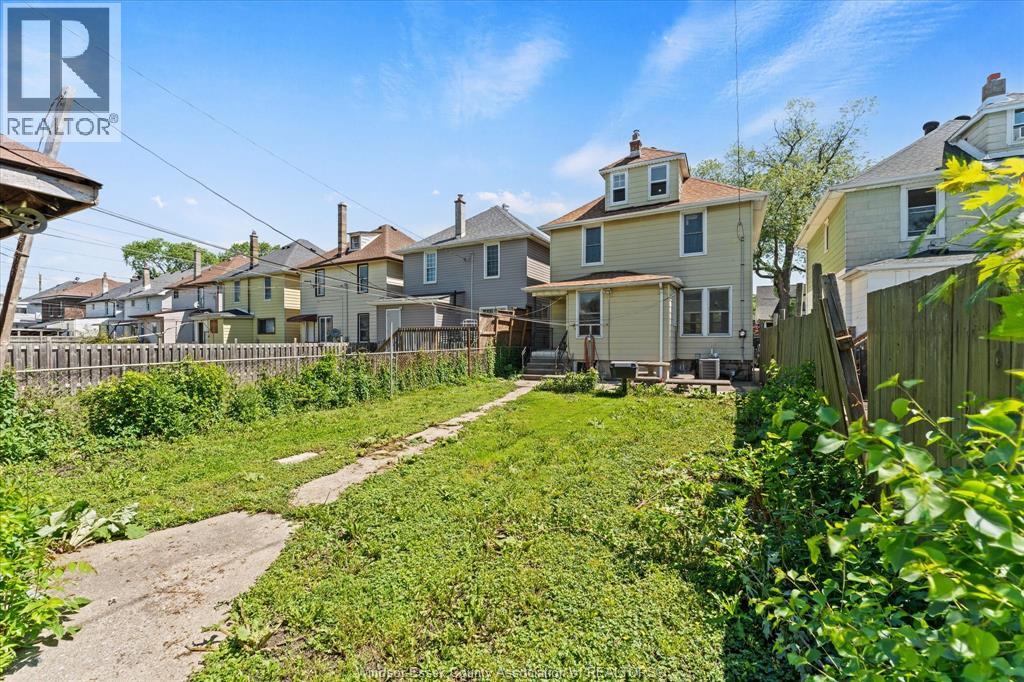 855 HALL AVENUE - 28