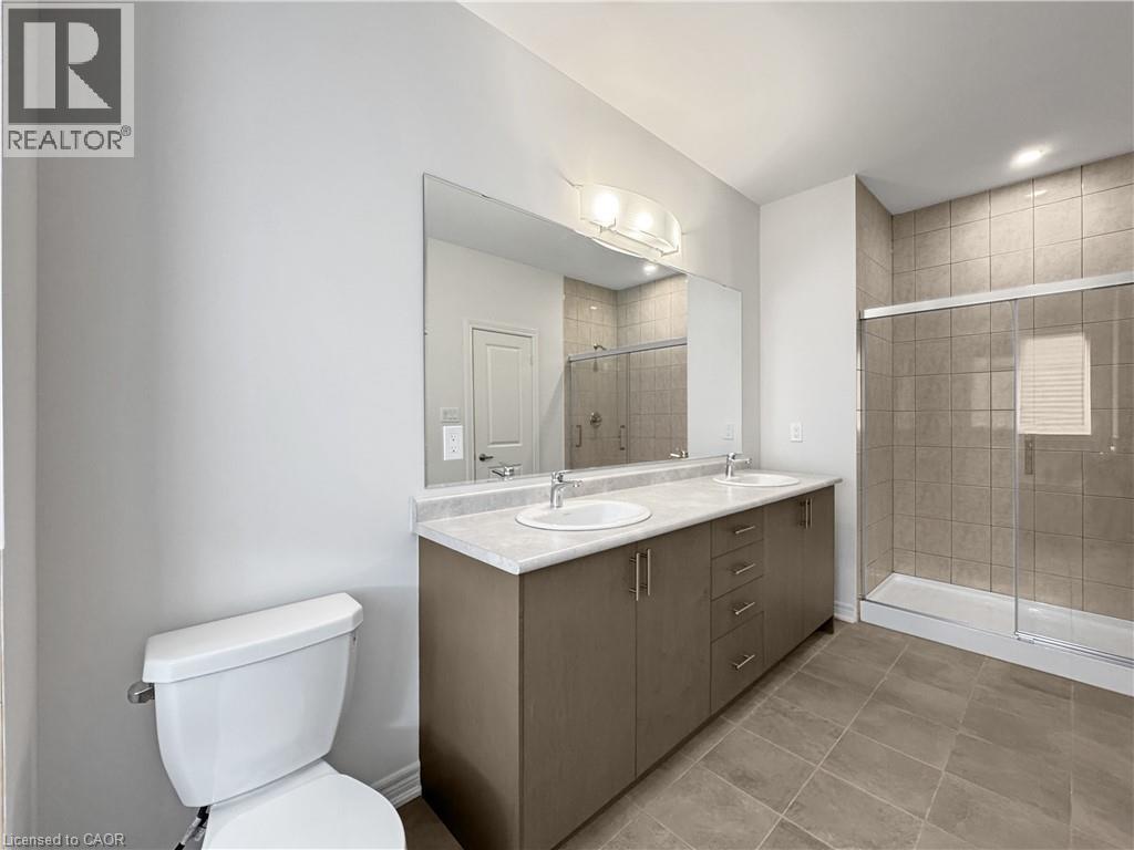 82 GLEDHILL Crescent - 32