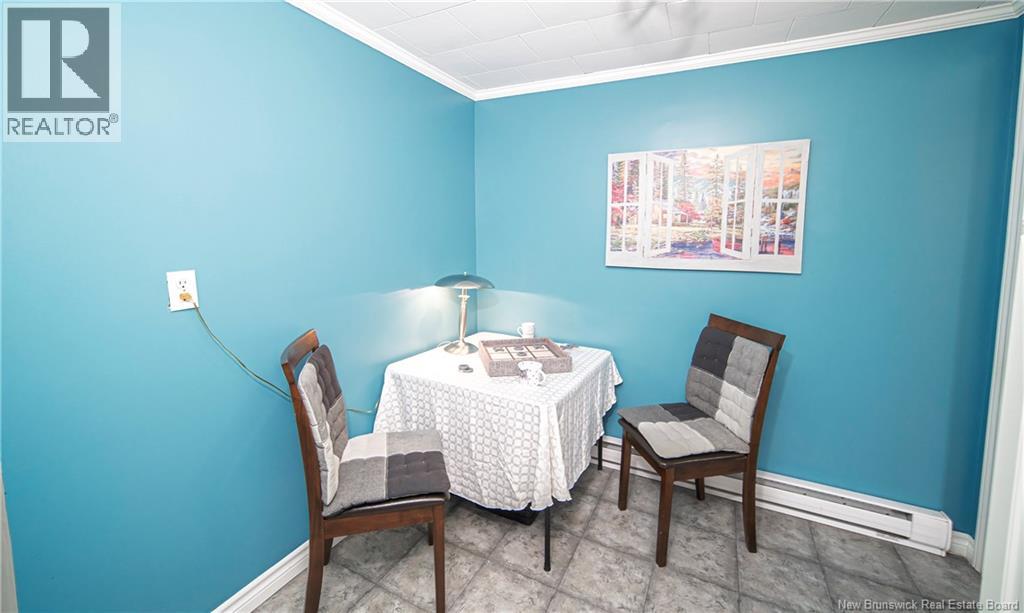 18 Hazelton Road - 11
