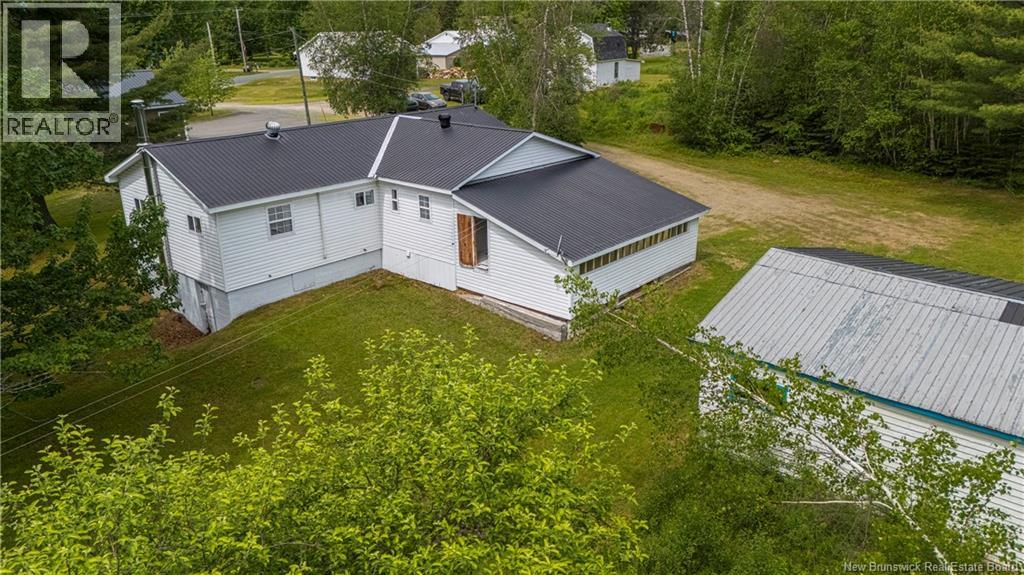 18 Hazelton Road - 42