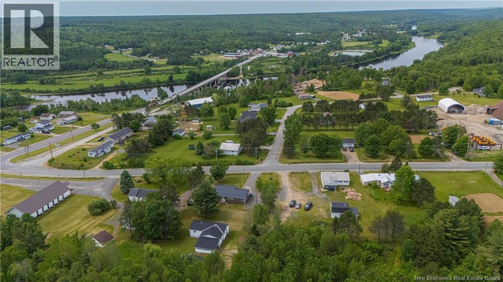 18 Hazelton Road - 45
