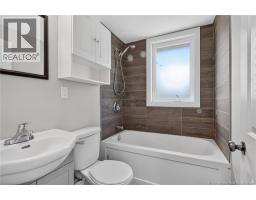 18 Seaman Street, photo 24