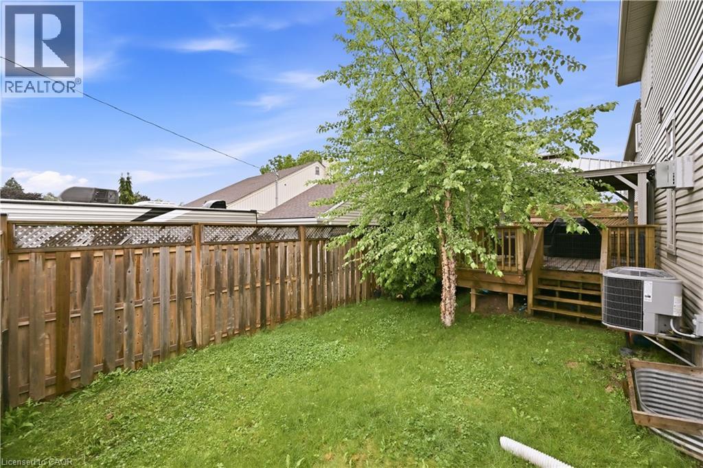 1 LINDSAY Way - 37
