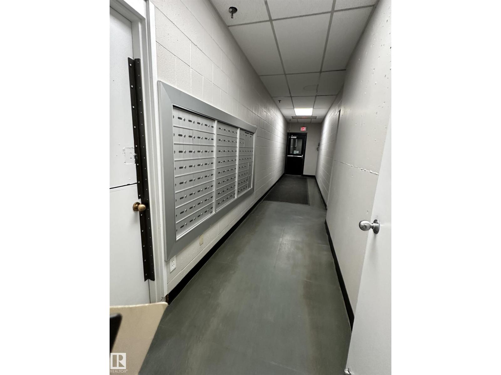 #706 10145 109 ST NW - 17