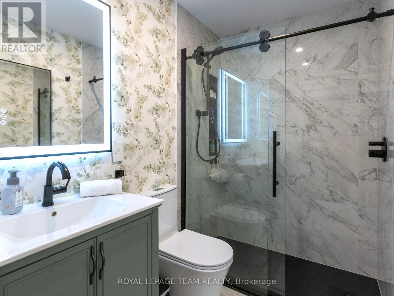 1 Bed, 1 Bath House for Rent in Ottawa – 2 – 15 MURRAY STREET, Ottawa – MLS# X13482296 - Image 25