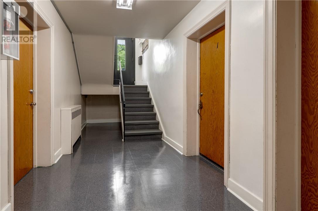 69 Edinburgh Street - 12