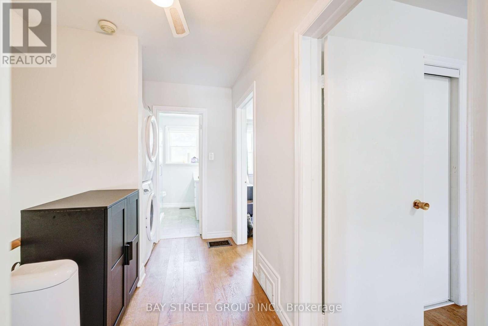 125 CONNAUGHT AVENUE - 14