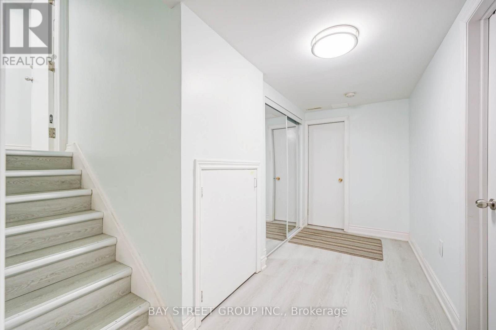 125 CONNAUGHT AVENUE - 22