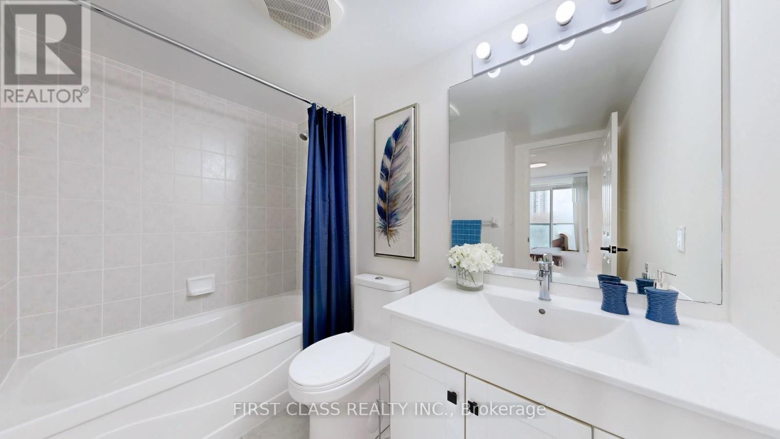 #1112 68 GRANGEWAY AVENUE - 21