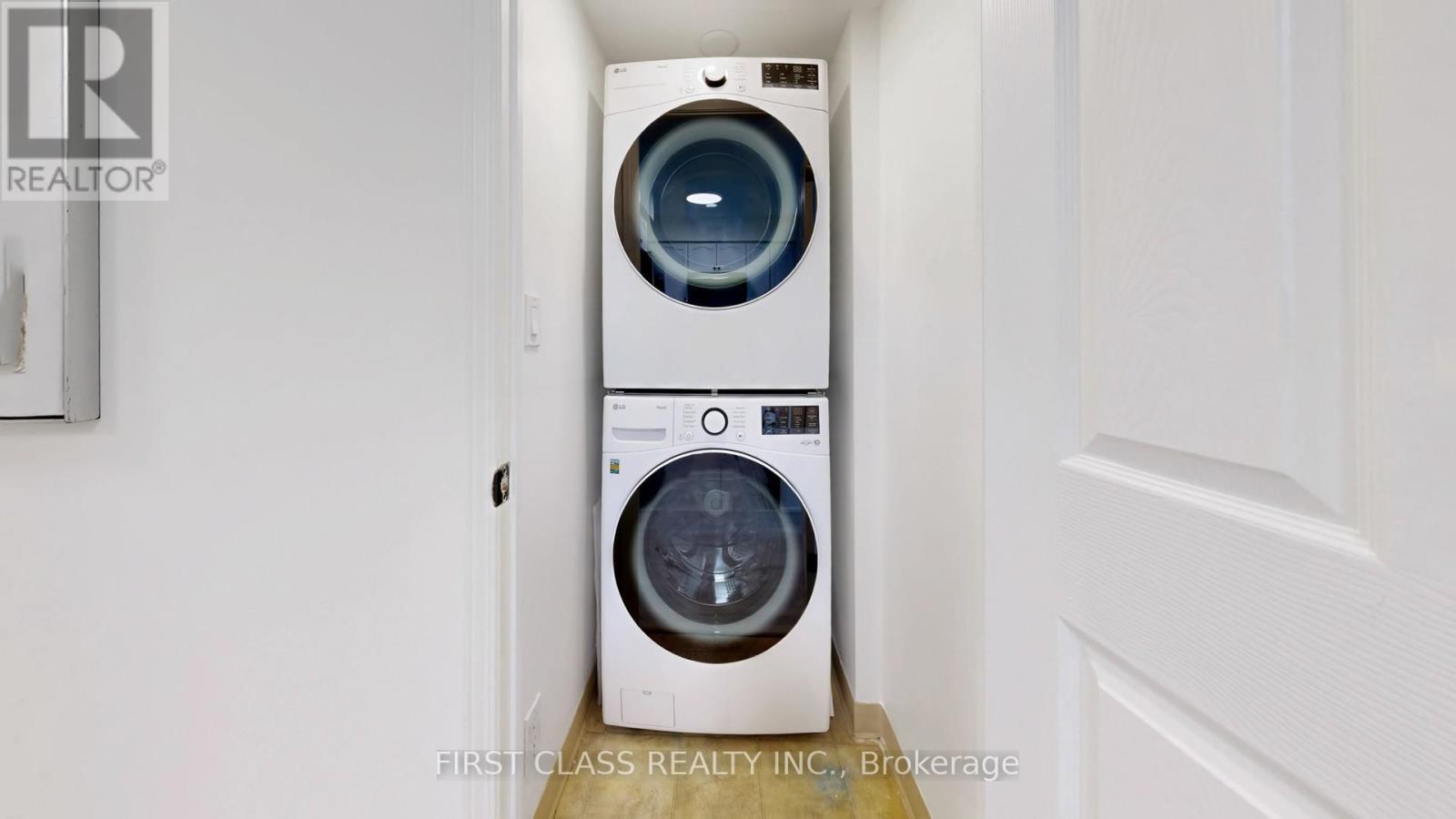 #1112 68 GRANGEWAY AVENUE - 30