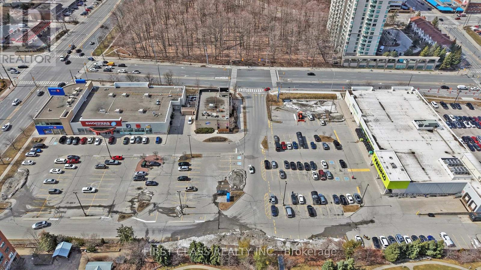 #1112 68 GRANGEWAY AVENUE - 41