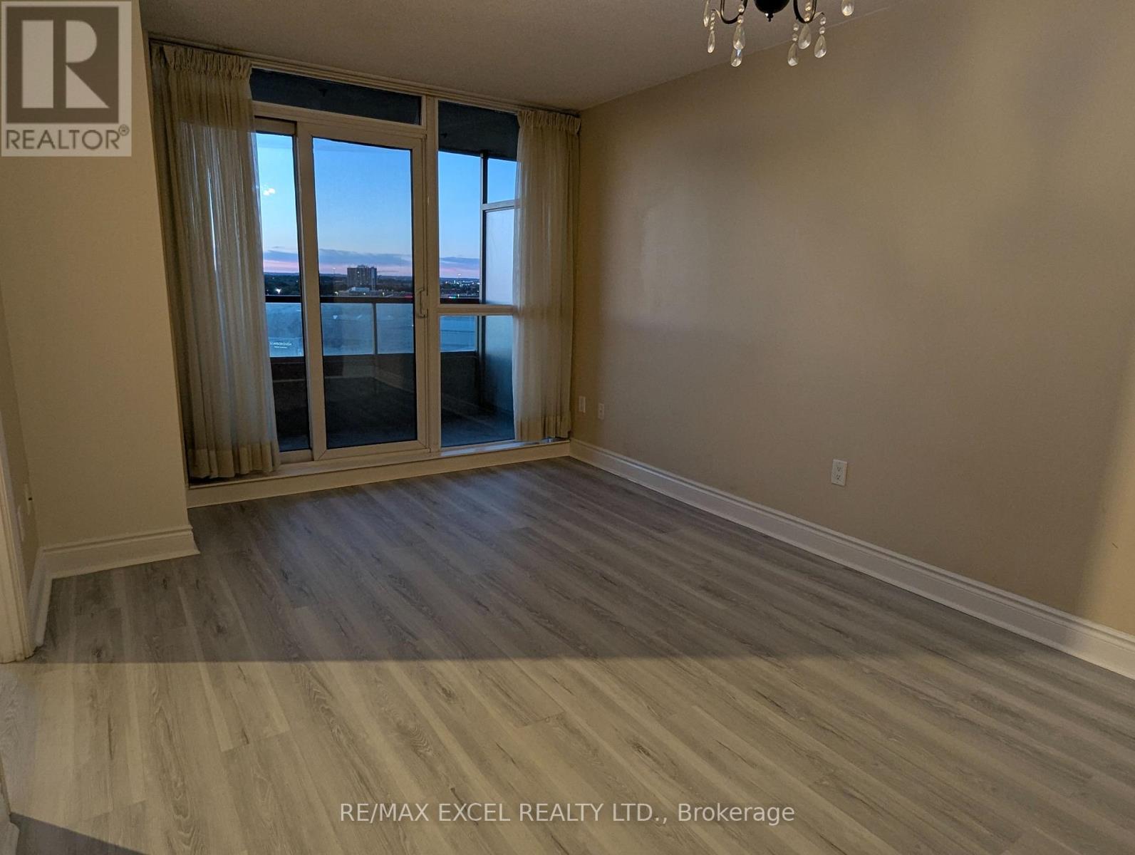 #906 50 BRIAN HARRISON WAY - Image 8