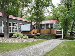 108 Marina Terrace N, Pelican Lake, MB R0K1R0 Photo 32