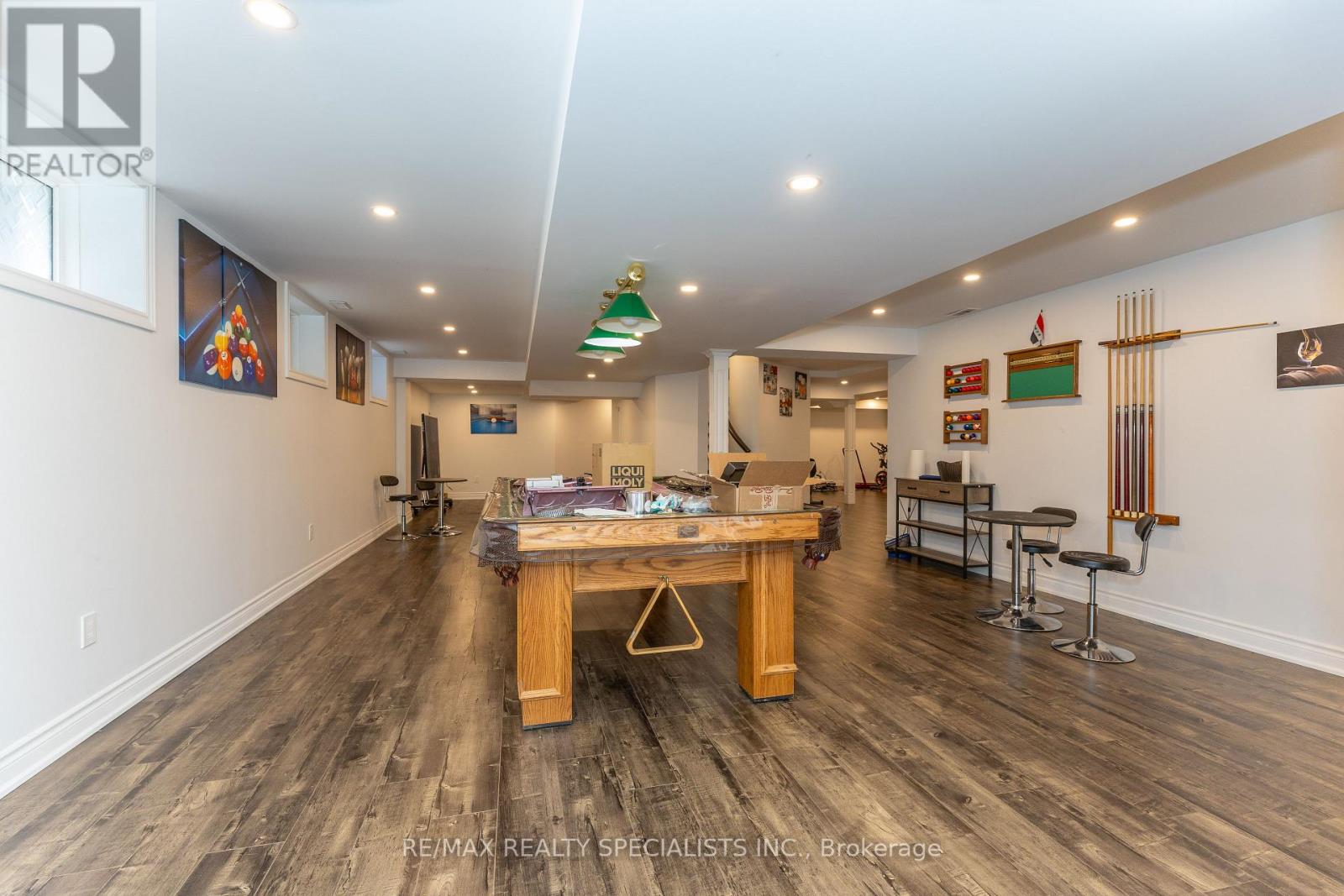 8 W. DYKIE COURT - 45