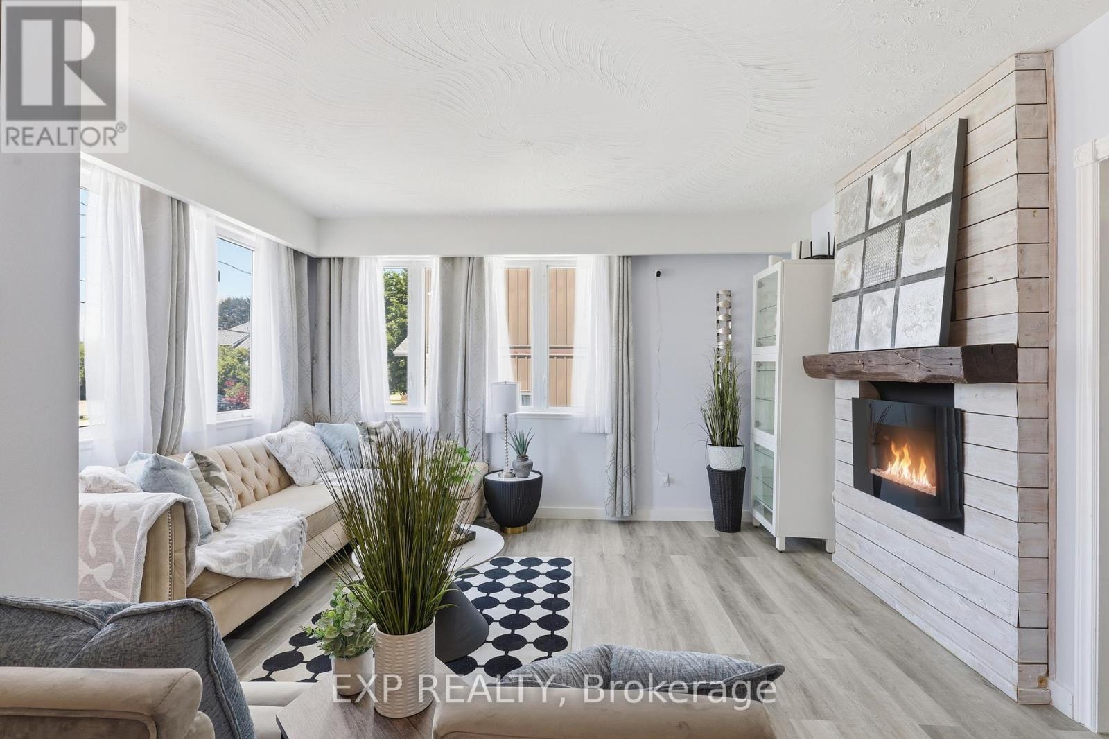 833 ELMWOOD ROAD - 14