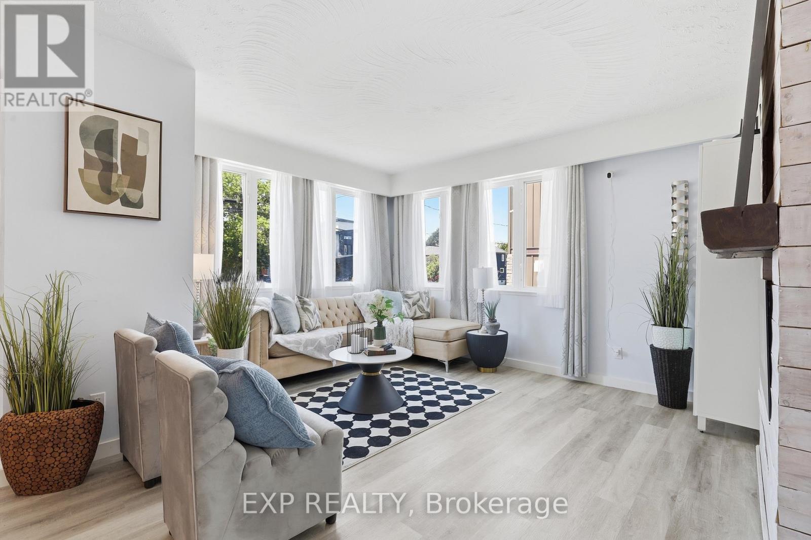 833 ELMWOOD ROAD - 15