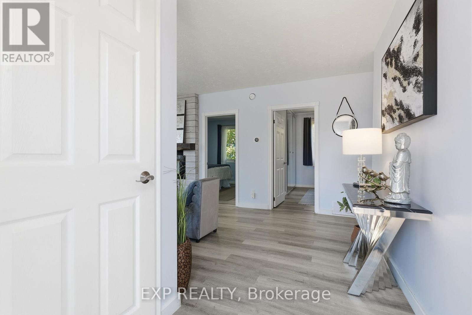833 ELMWOOD ROAD - 21