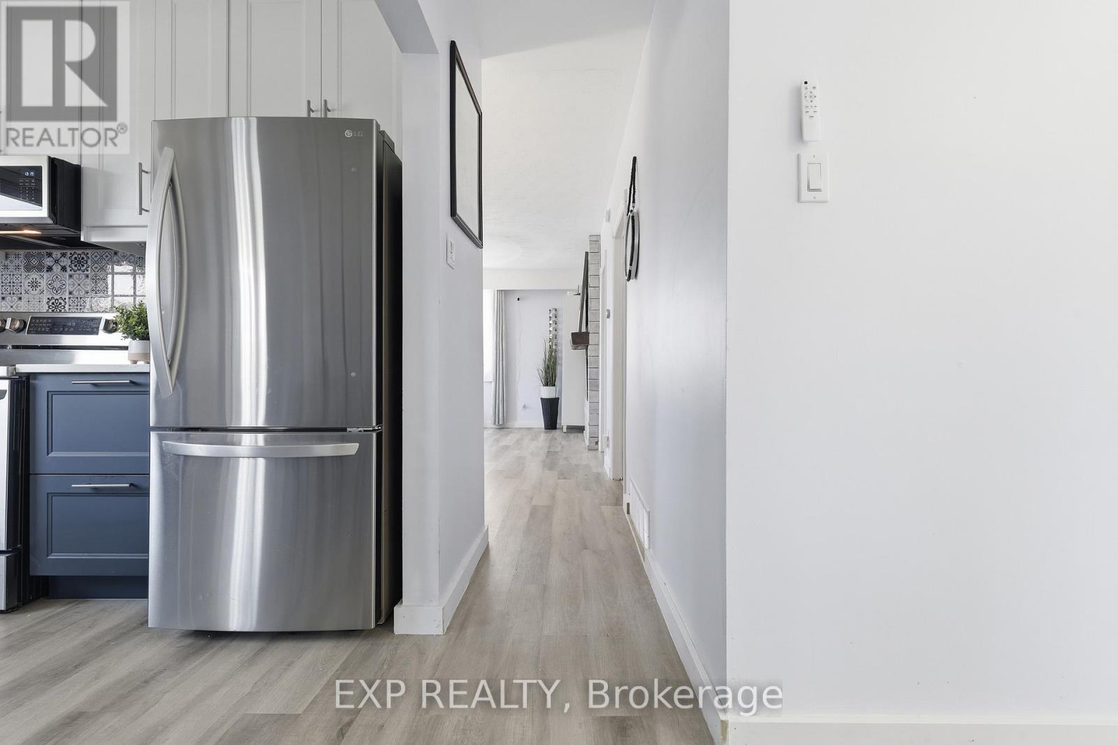833 ELMWOOD ROAD - 29