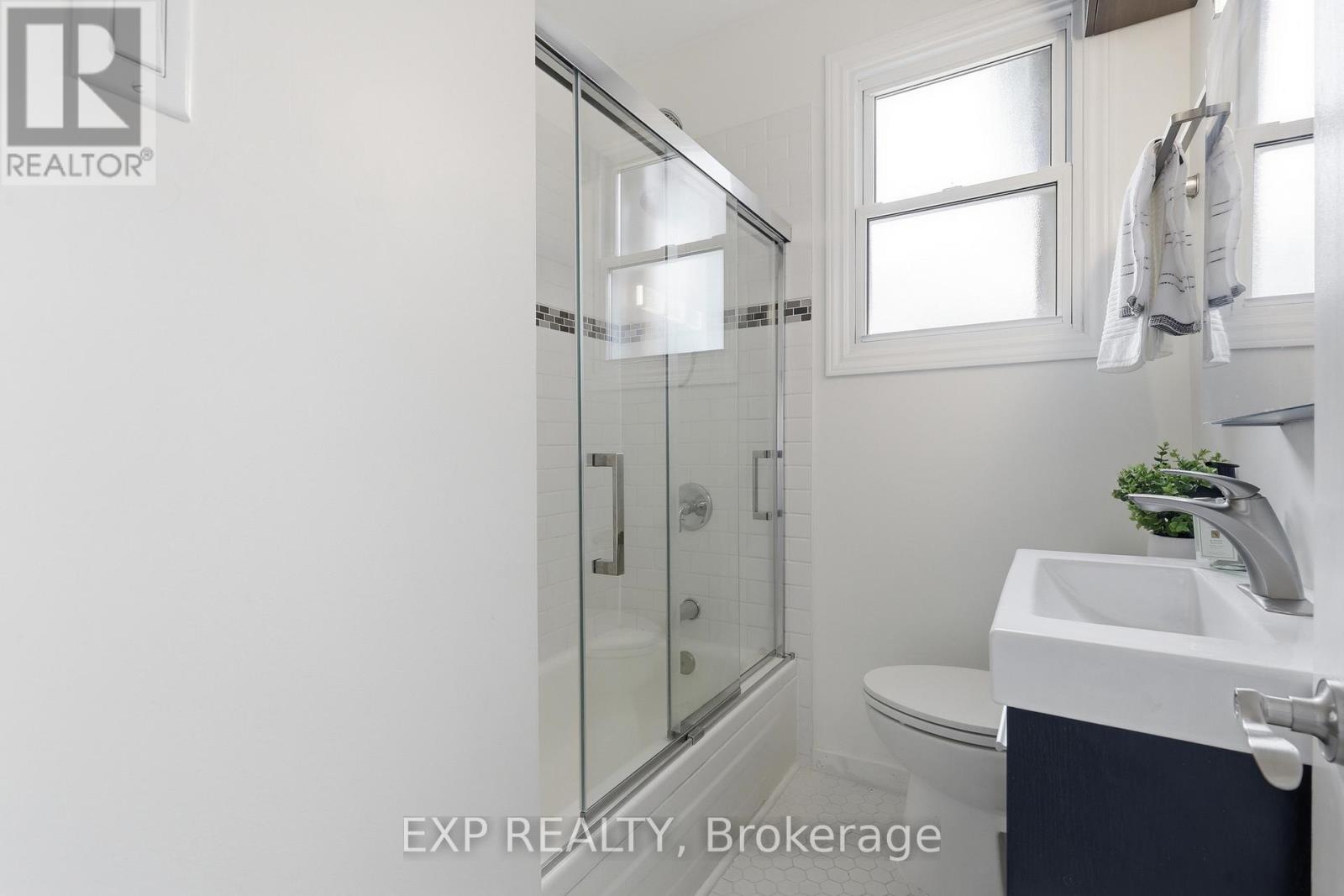 833 ELMWOOD ROAD - 34