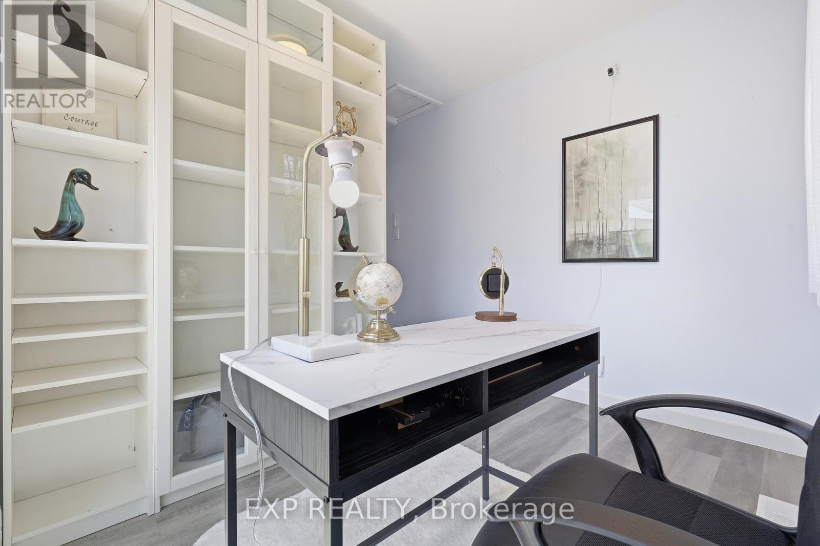 833 ELMWOOD ROAD - 37